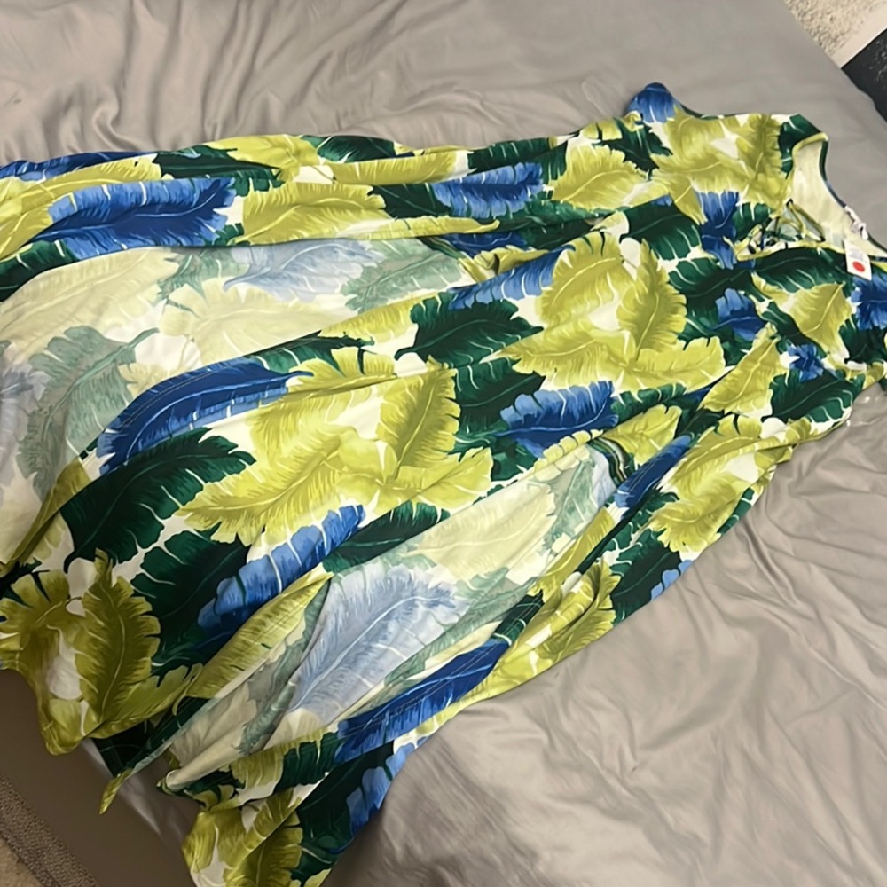 Tropical Leaf Print Maxi Dress